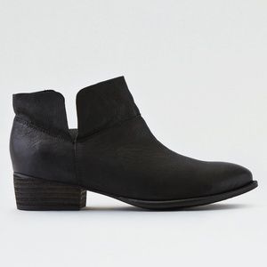 Seychelles Snare Bootie 8.5 black short boots